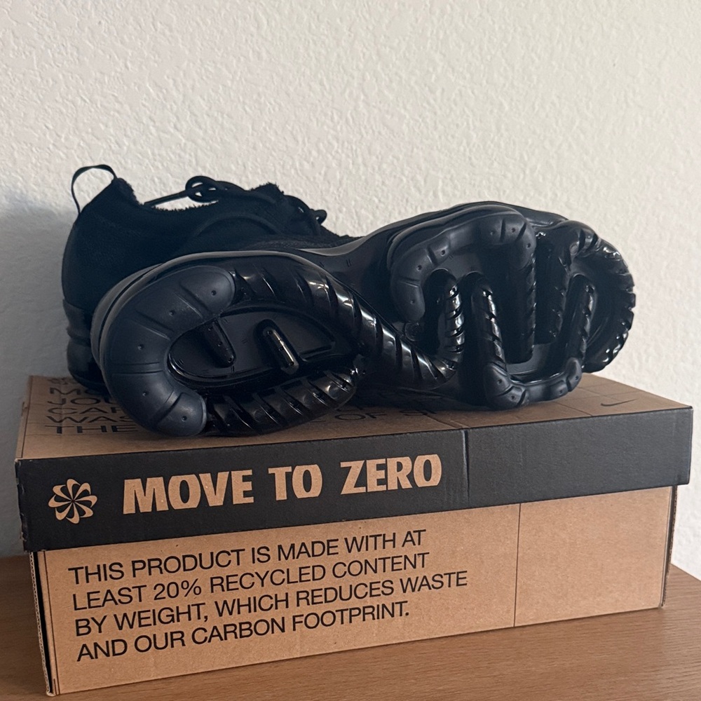 Nike Black Air Vapormax 2023 Flyknit Size 11 - Picture 5 of 5